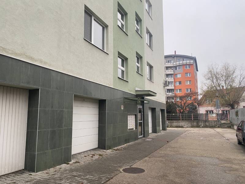 Rent Garage, Garage, Podzáhradná, Bratislava - Podunajské Biskupice, S
