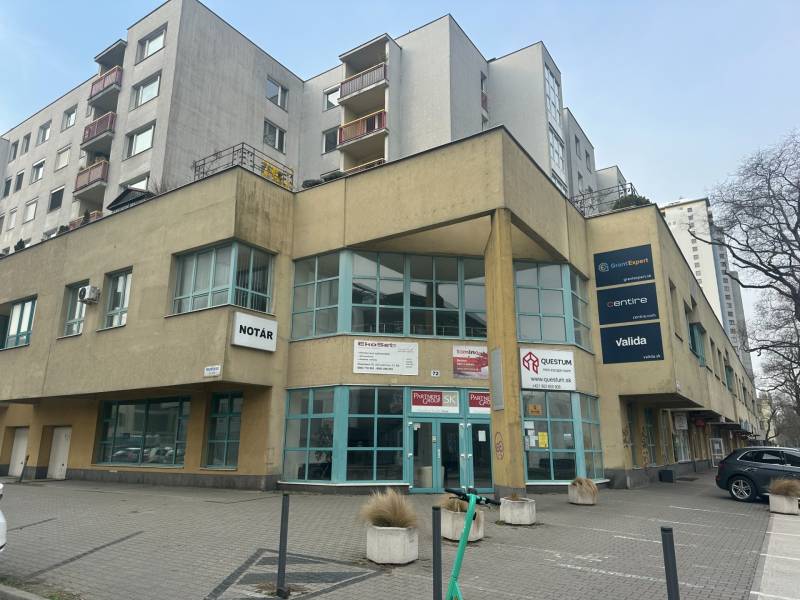 Sale Commercial premises, Commercial premises, Záhradnícka , Bratislav